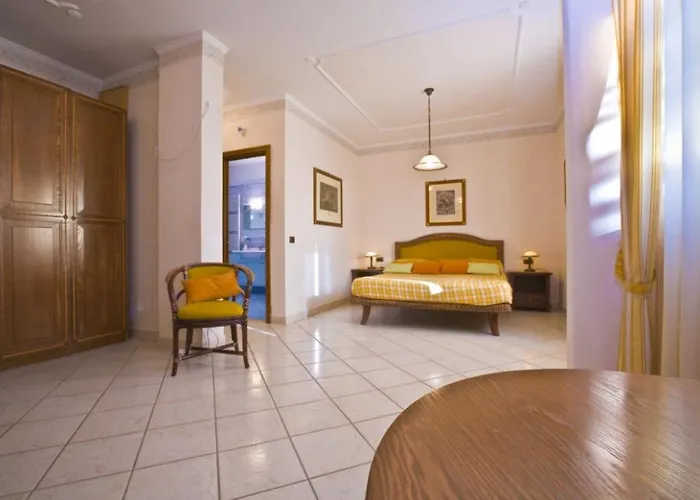 Francesca Vila Sorrento